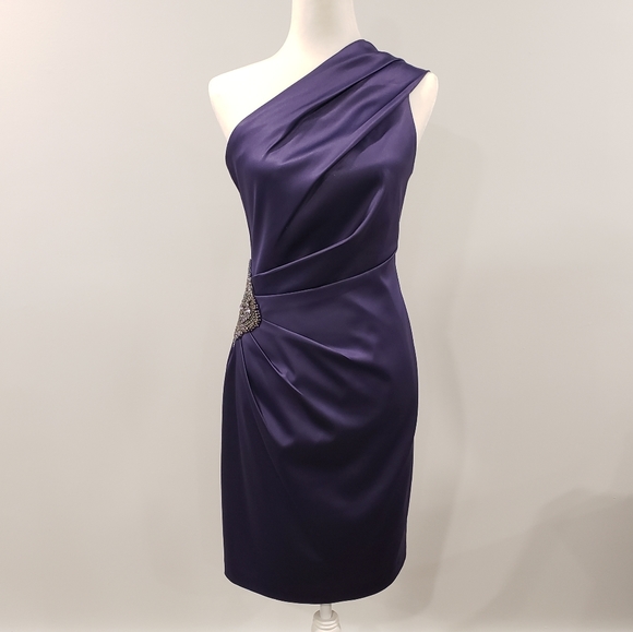 eliza j purple one shoulder dress Eliza J Women's One-Shoulder High-Low Hem Sleeveless Gown - Plum